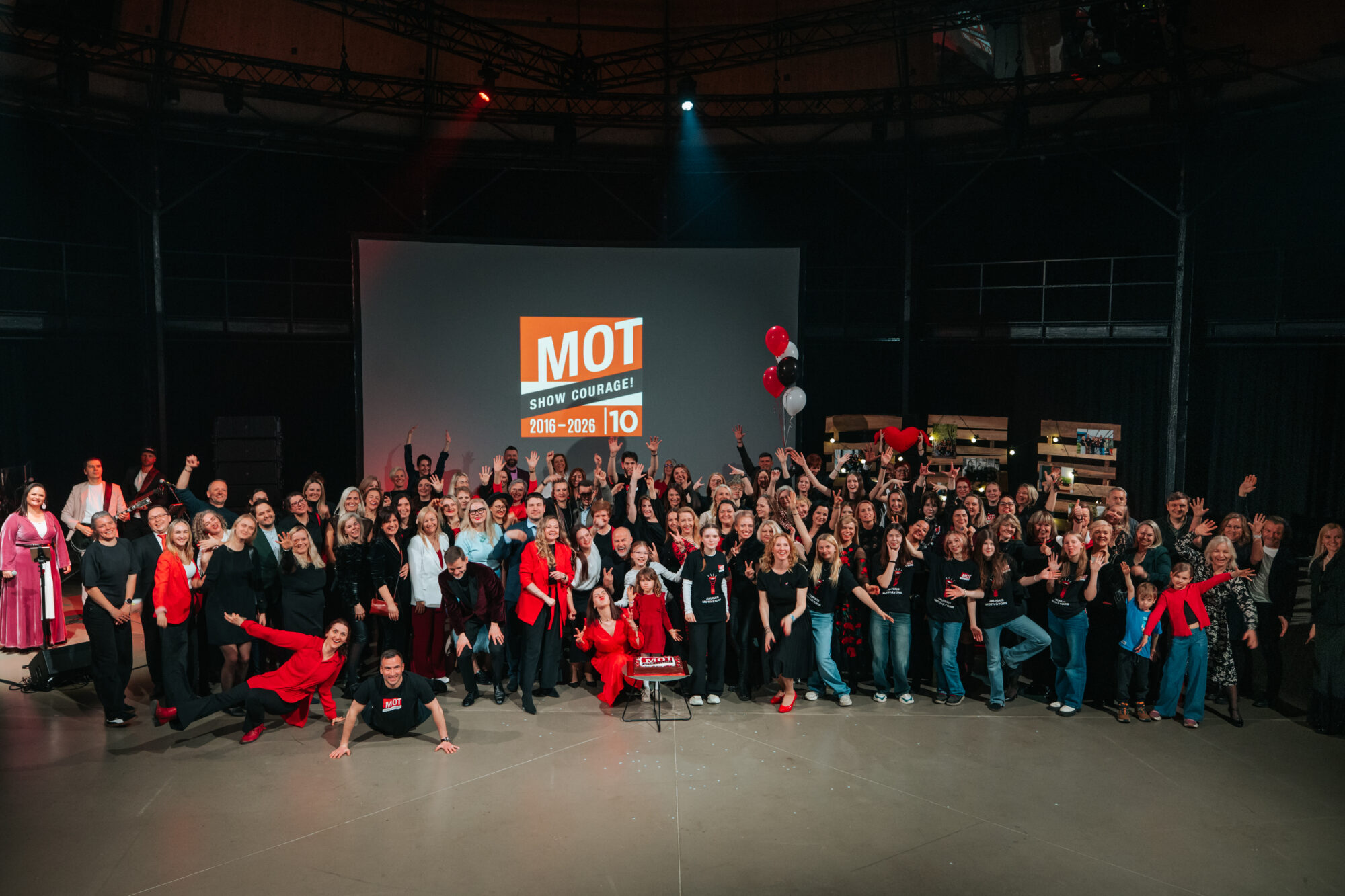 MOT10 (342)
